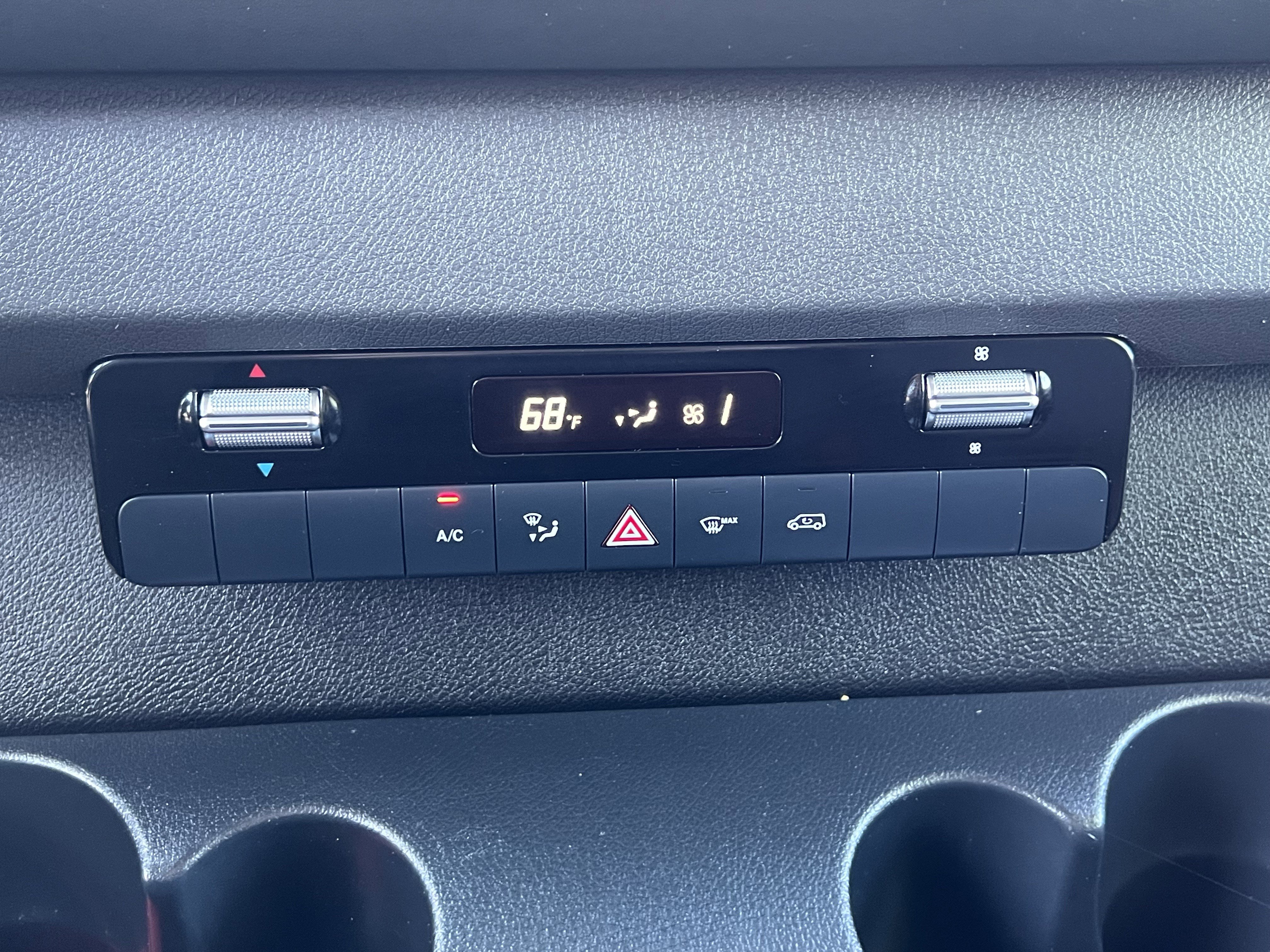 Used 2022 Mercedes-Benz Sprinter 2500 image 30