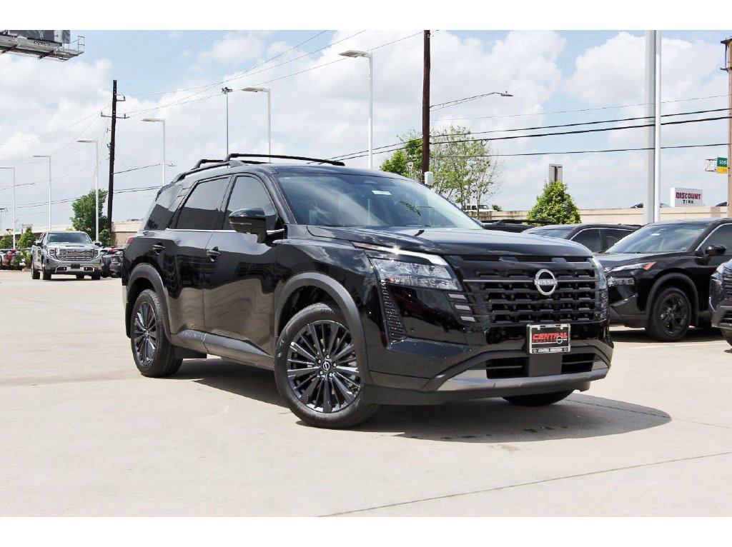 New 2026 Nissan Pathfinder SL w/ SL Premium Package FWD image 1