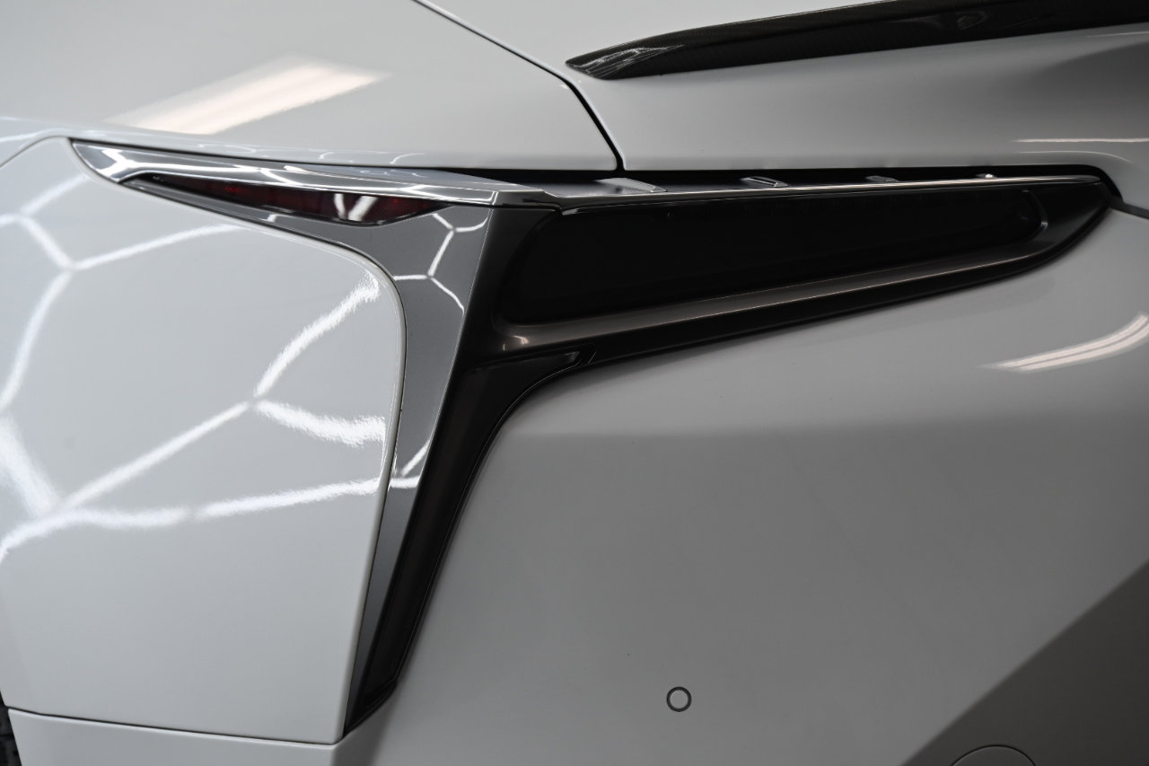 Used 2018 Lexus LC 500 Coupe w/ Touring Package image 12