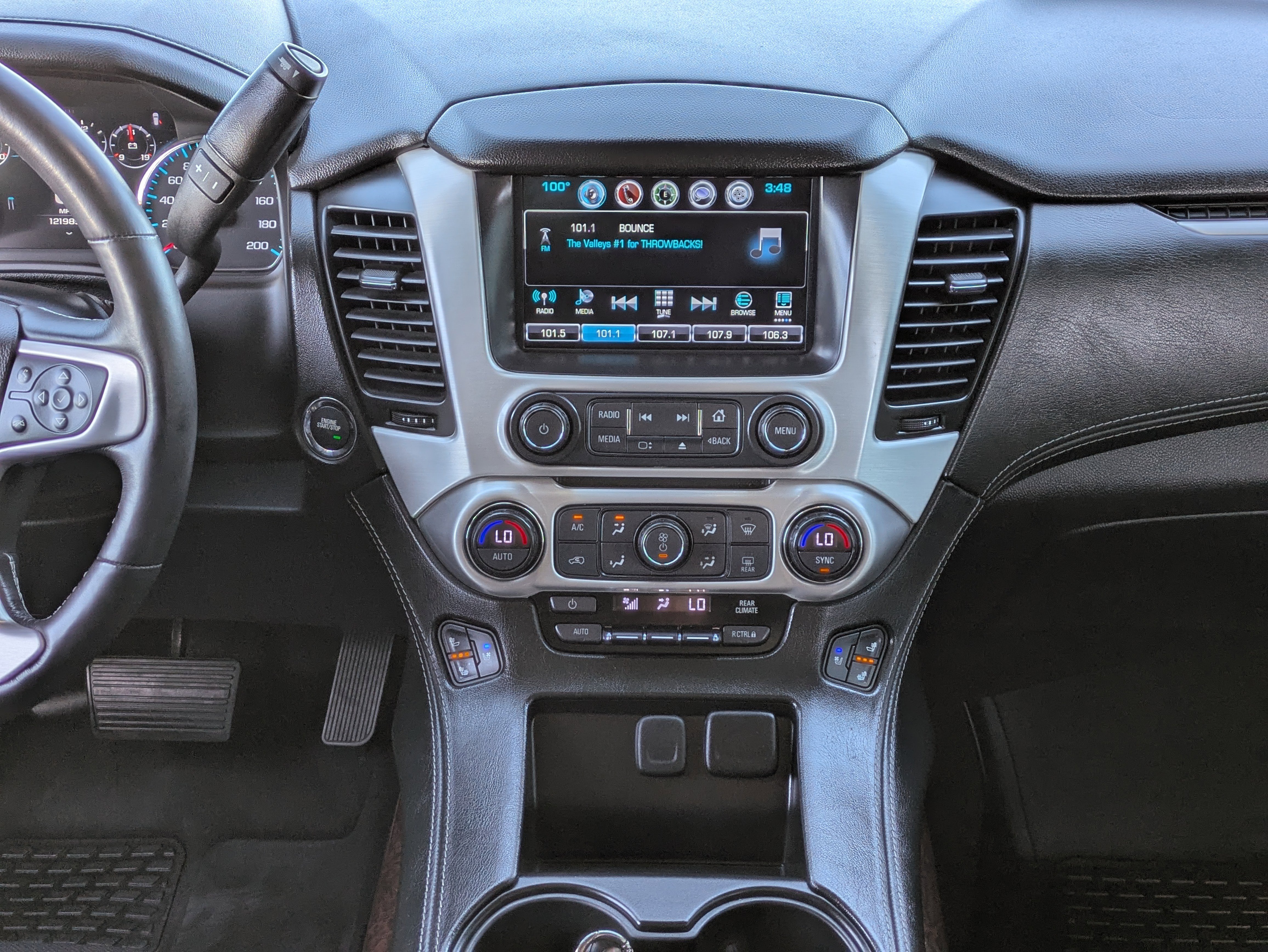 Used 2017 GMC Yukon SLT w/ Open Road Package image 18