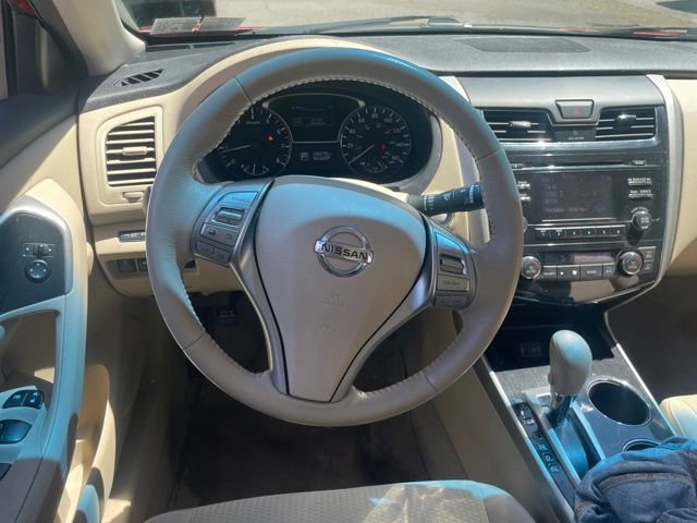 Used 2014 Nissan Altima 2.5 SV FWD image 13