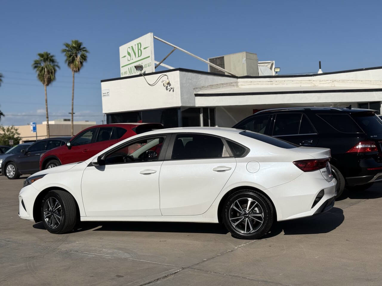 Used 2022 Kia Forte LXS image 9