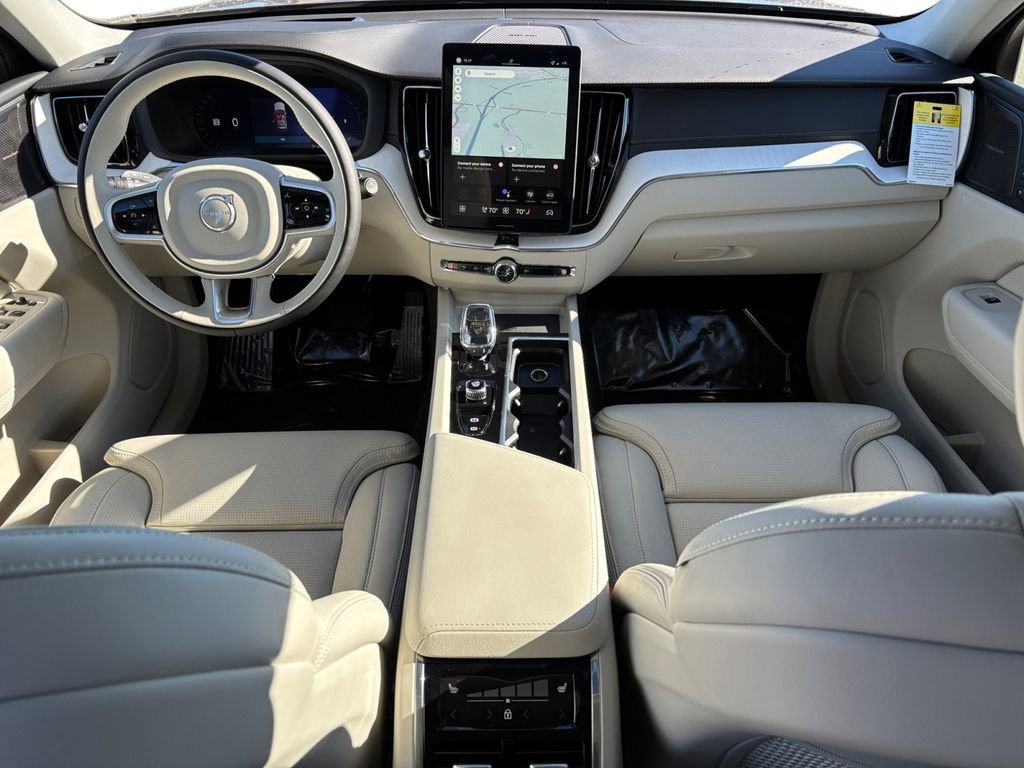 New 2026 Volvo XC60 B5 Ultra w/ Protection Package Premier image 7
