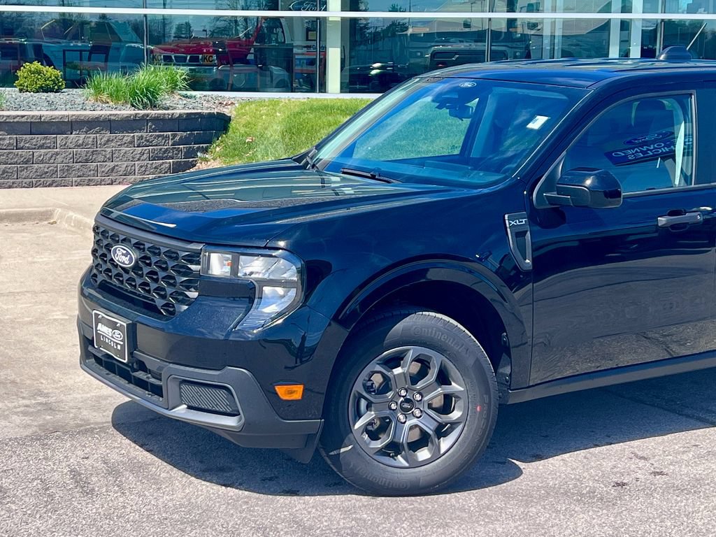 New 2026 Ford Maverick XLT AWD/4WD image 2
