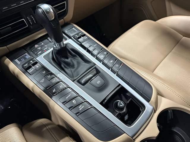 Used 2021 Porsche Macan S AWD/4WD image 26