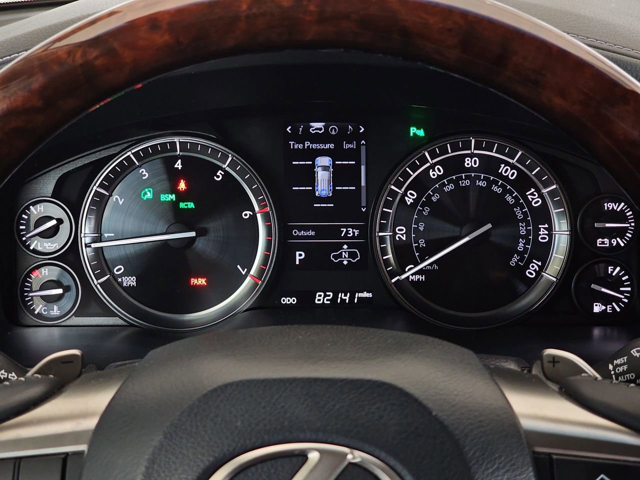 Used 2016 Lexus LX 570 4WD w/ Luxury Package image 25