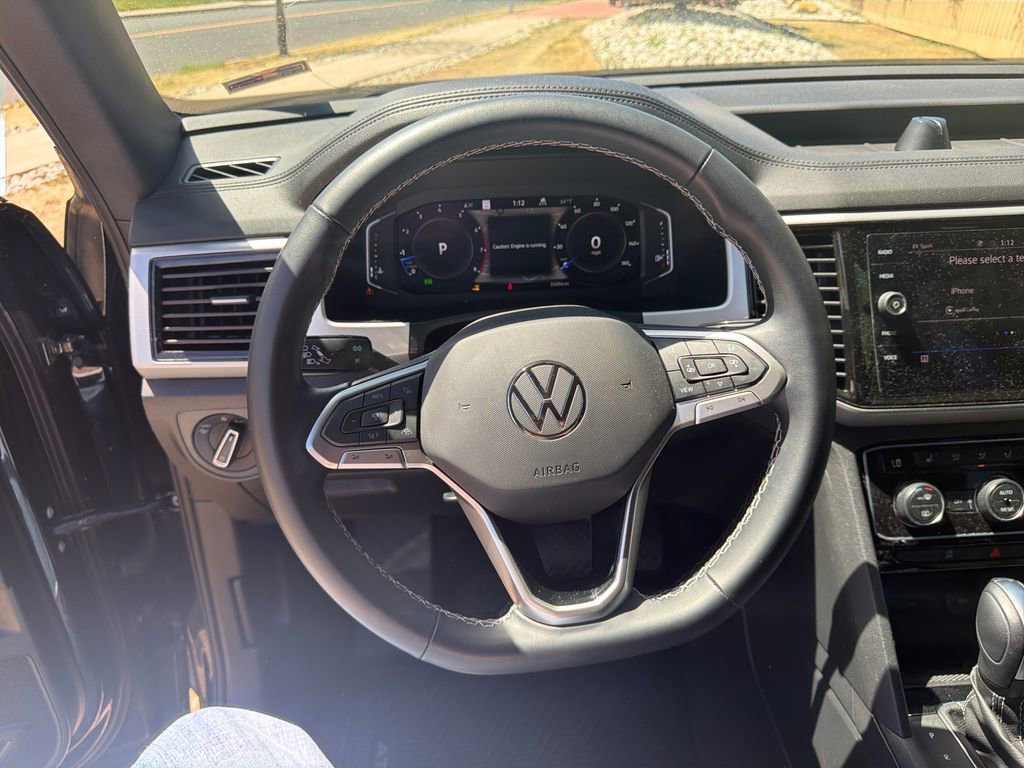 Used 2022 Volkswagen Atlas Cross Sport SEL image 15