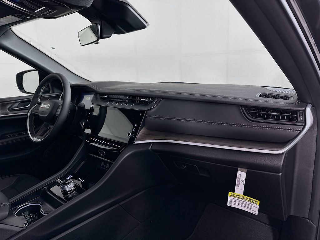 New 2026 Jeep Grand Cherokee L 4WD image 38