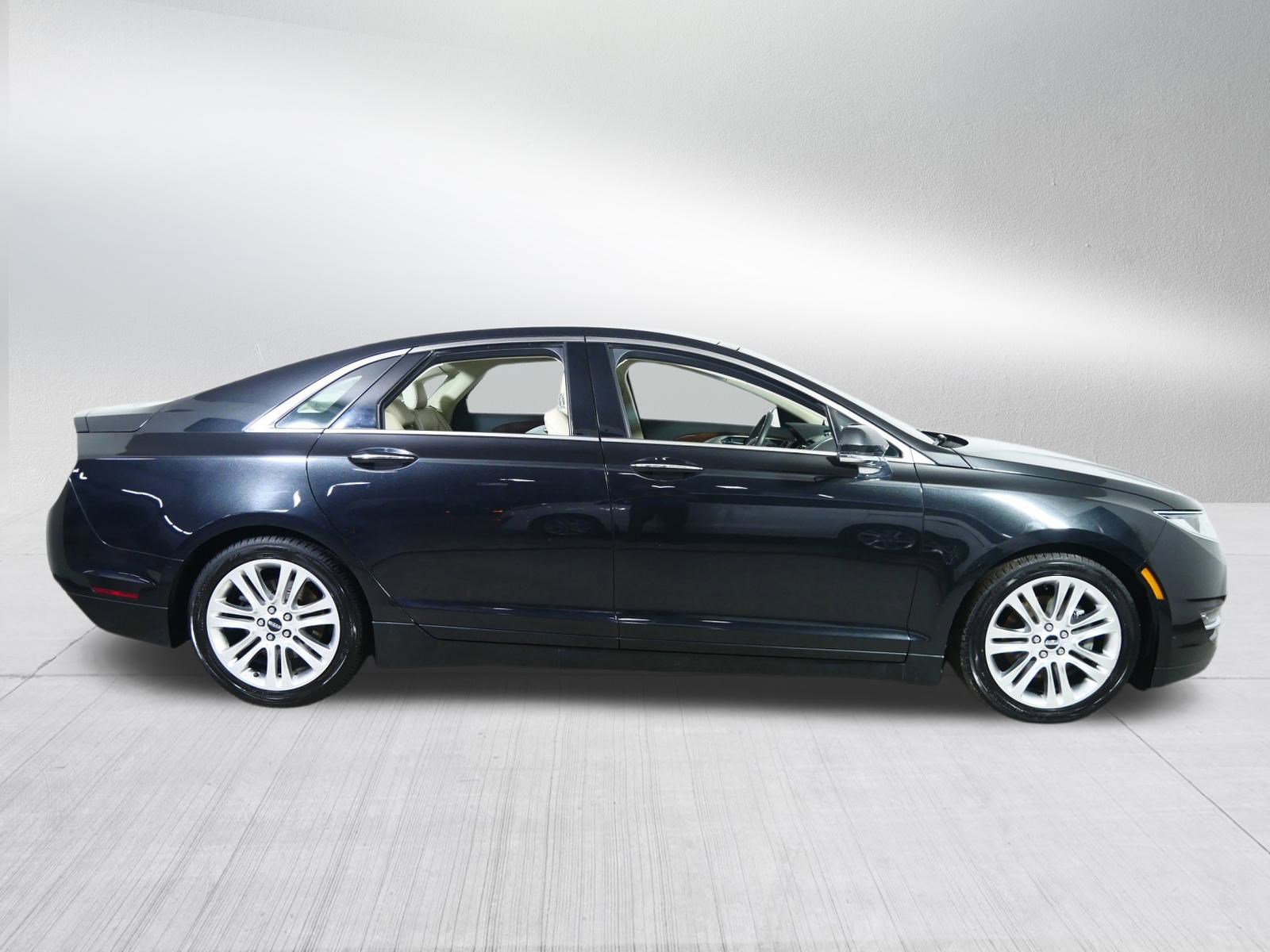 Used 2014 Lincoln MKZ AWD w/ Equipment Group 102A Reserve image 8