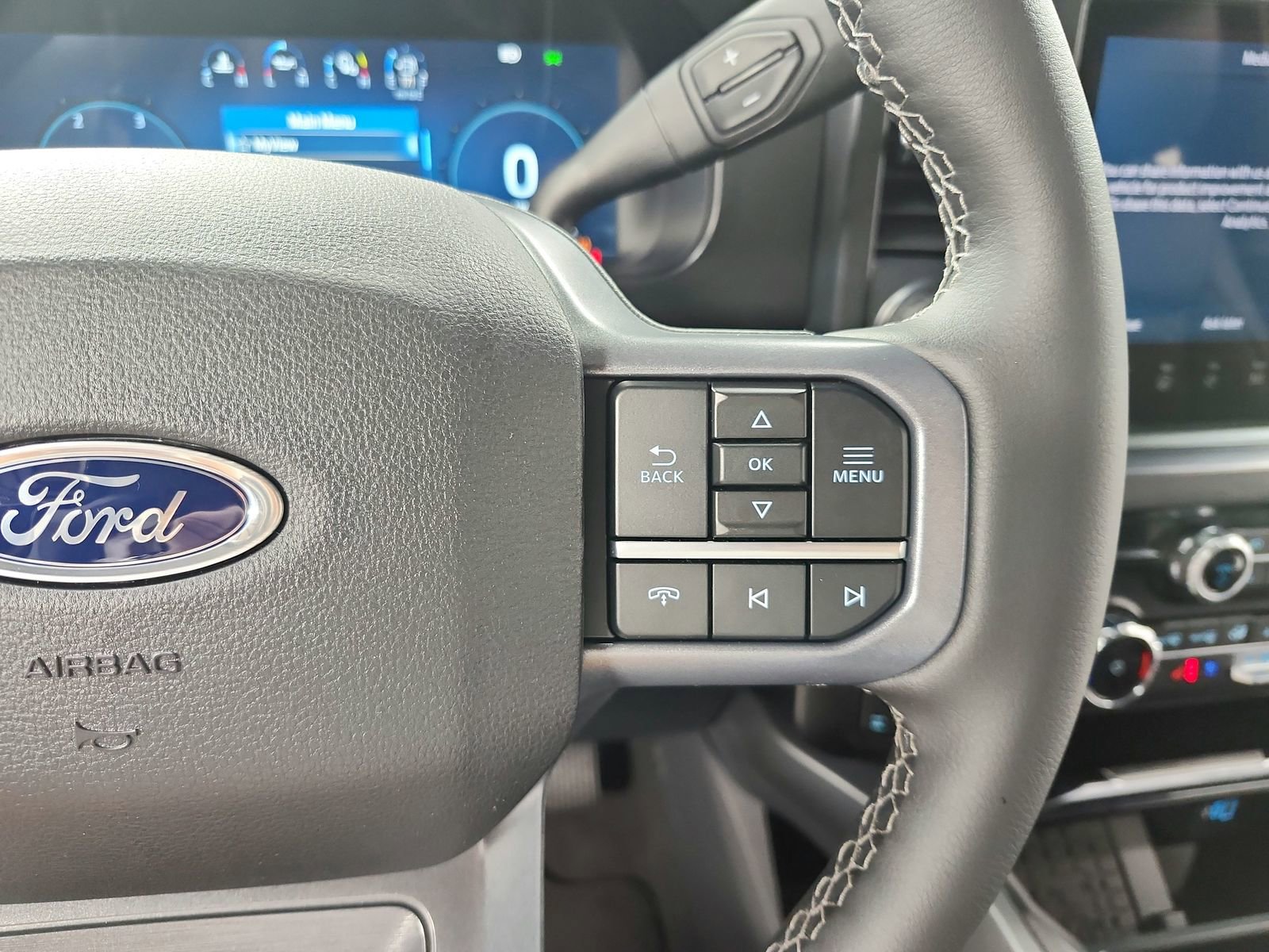 New 2026 Ford F250 Lariat image 25