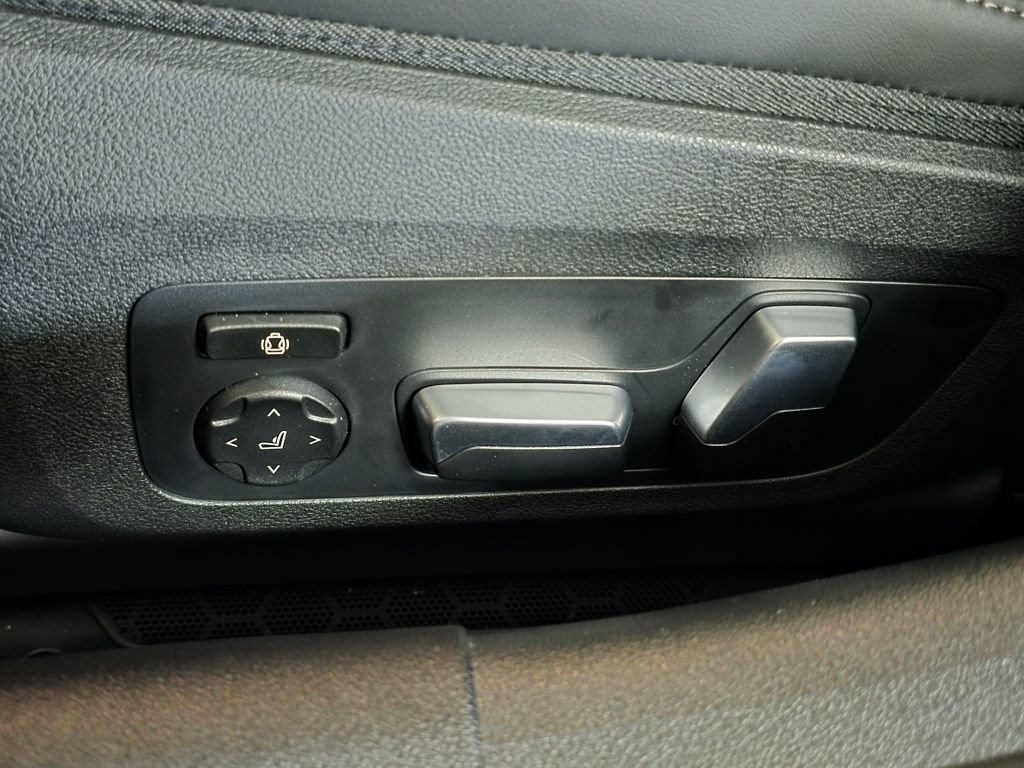 New 2026 BMW 840i xDrive AWD/4WD image 18