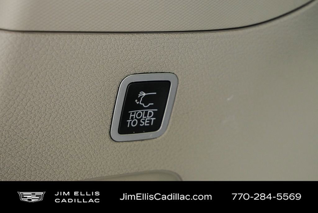 Used 2022 Jeep Wagoneer Series III w/ Premium Group I image 38