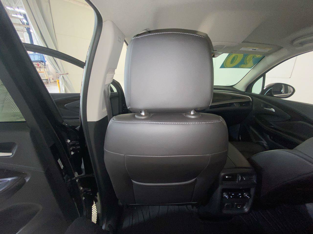Used 2020 Buick Envision Premium AWD/4WD image 21