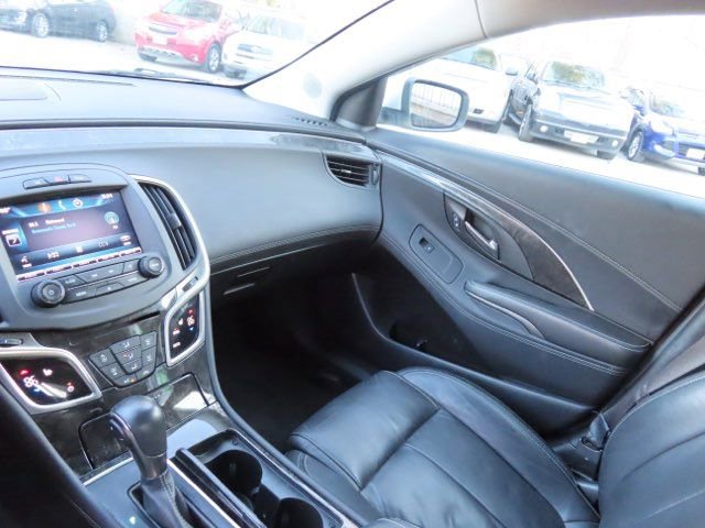 Used 2014 Buick LaCrosse Leather w/ Driver Confidence Package image 21