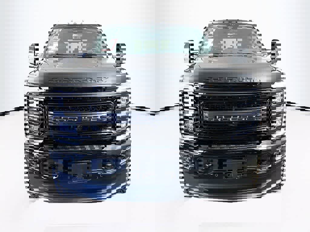 New 2025 Ford F250 Lariat w/ Lariat Ultimate Package image 5