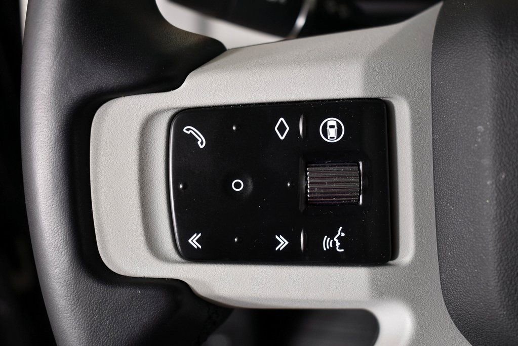 Used 2024 Land Rover Defender 130 S image 38