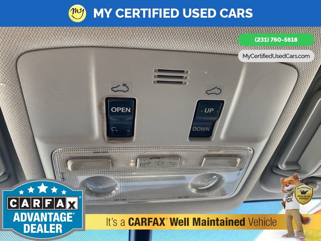 Used 2013 Toyota RAV4 Limited AWD/4WD image 24