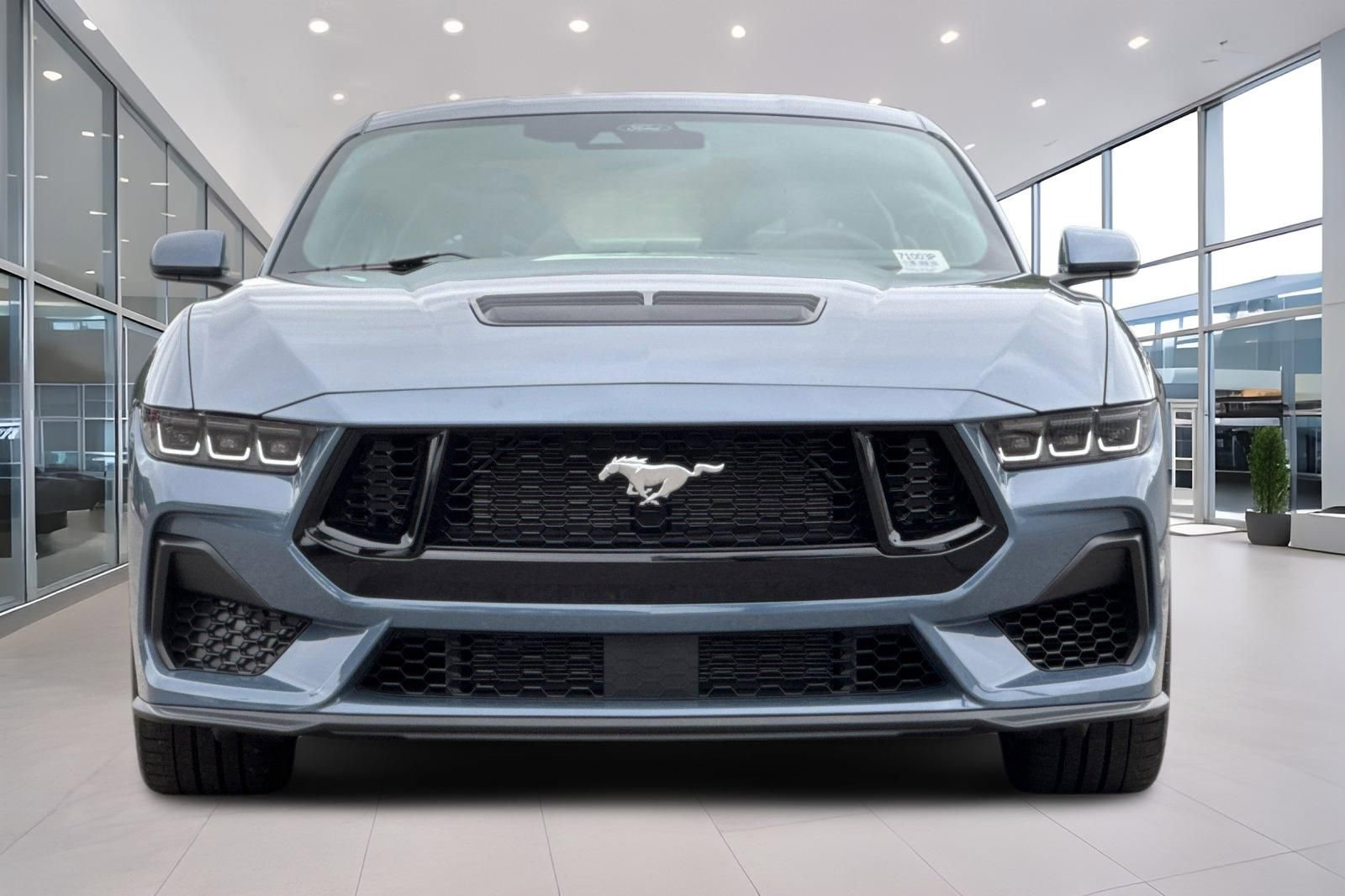 Used 2025 Ford Mustang GT Premium w/ GT Performance Package RWD image 9