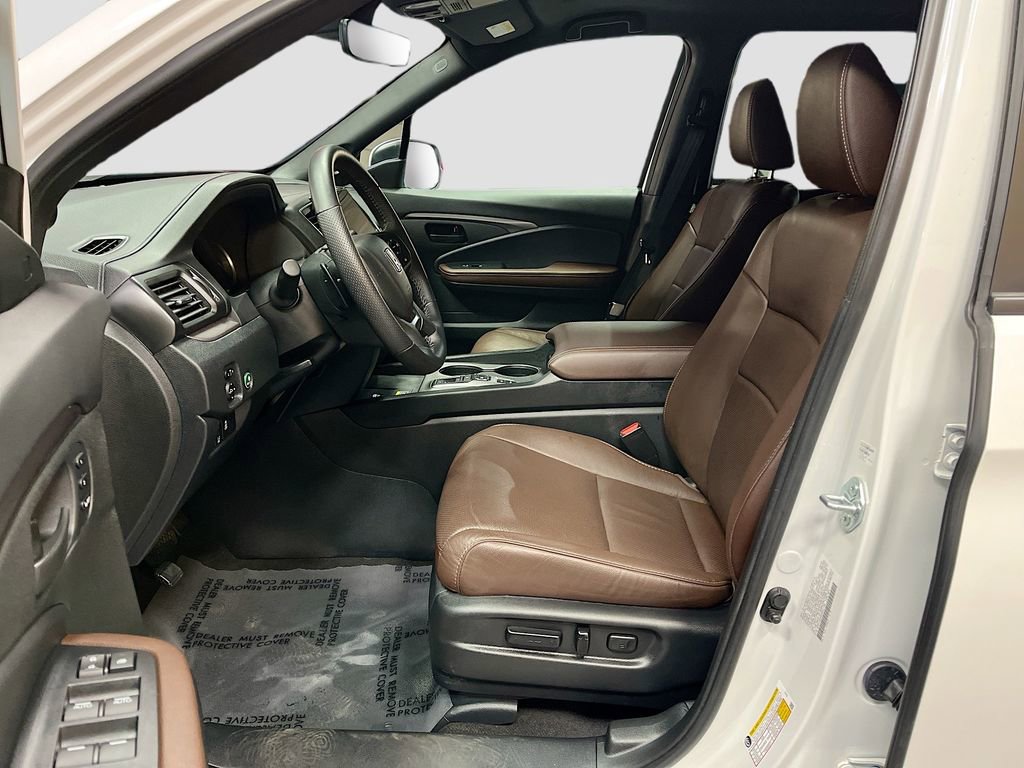 Used 2025 Honda Passport EX-L image 20