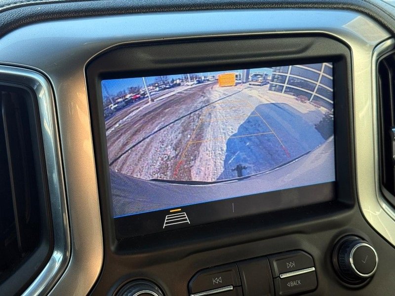 Used 2020 Chevrolet Silverado 1500 LT image 24