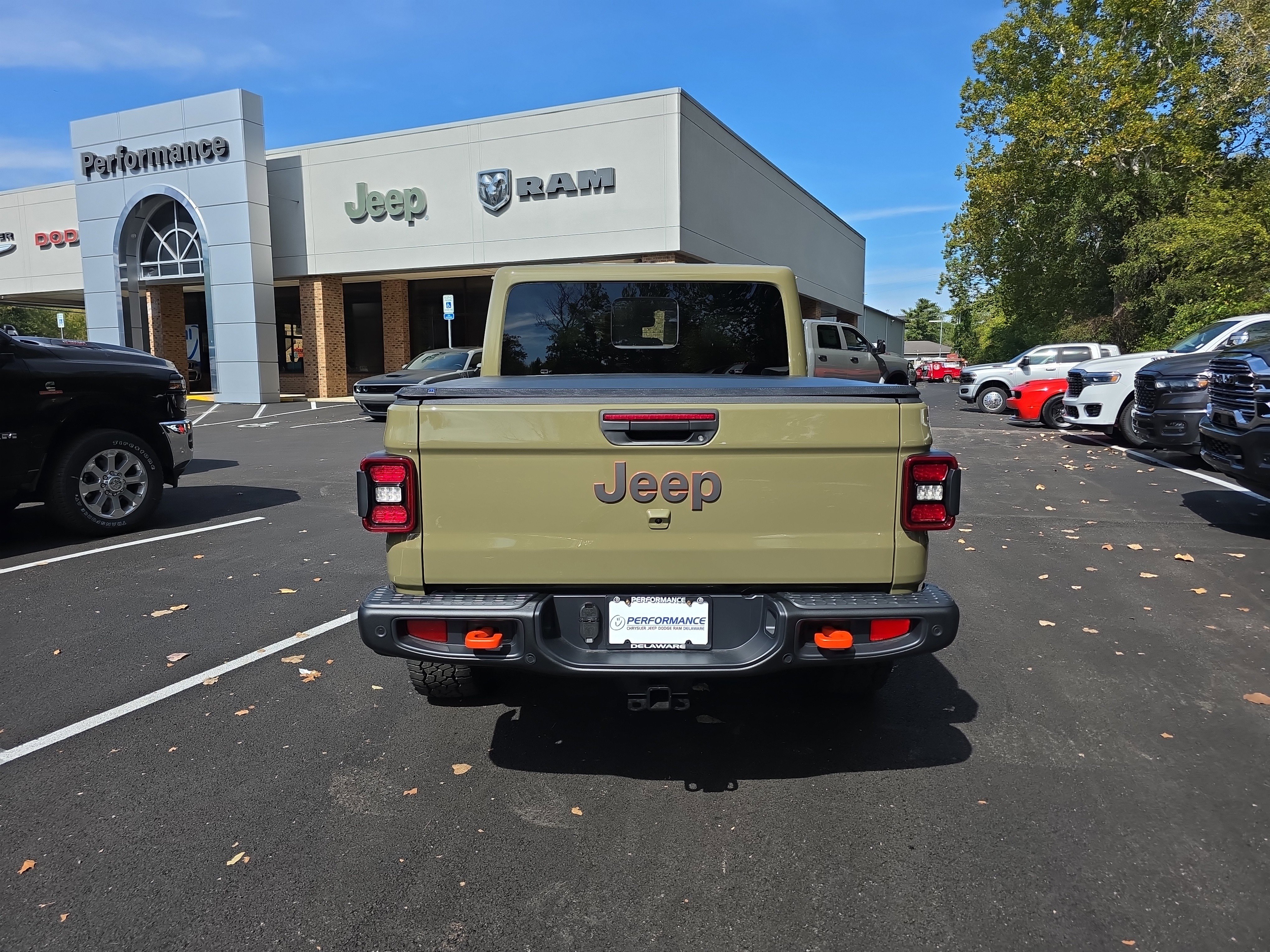 New 2025 Jeep Gladiator Mojave image 20