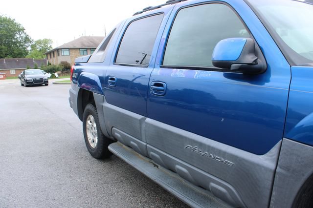 Used 2003 Chevrolet Avalanche 4x4 w/ Suspension Package, Off-Road image 44