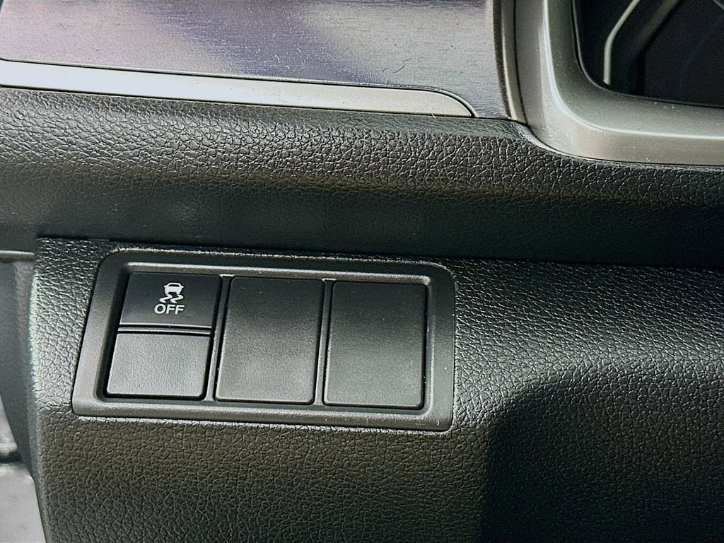 Used 2018 Honda Civic EX-L image 10