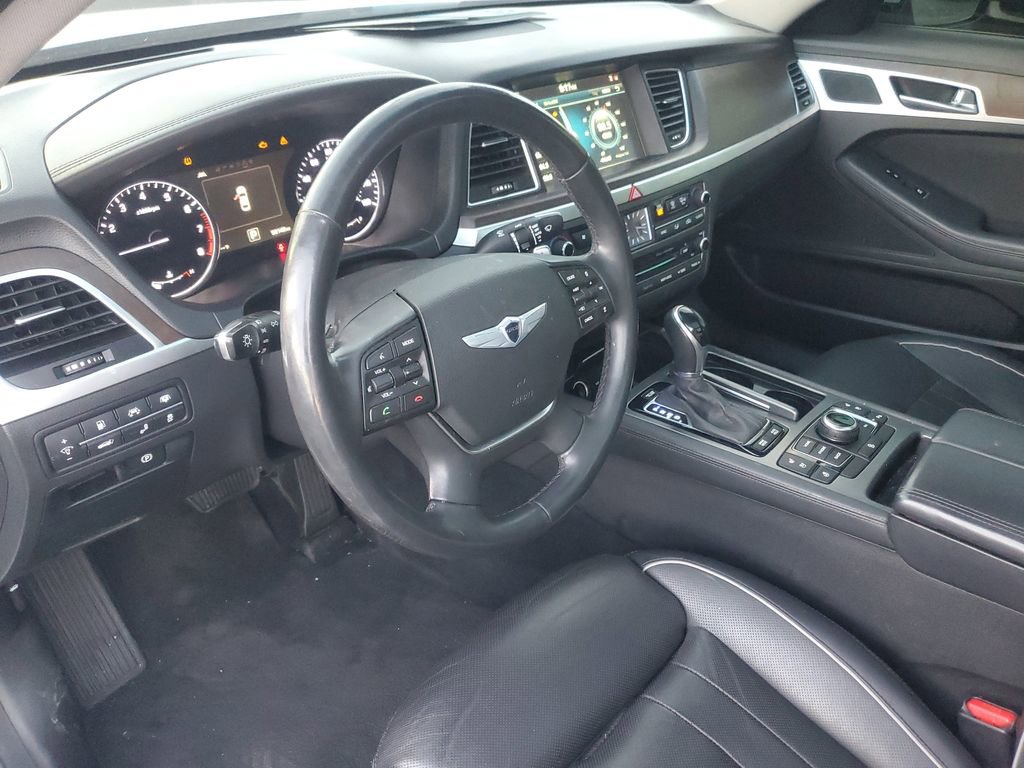 Used 2015 Hyundai Genesis 3.8 w/ Option Group 04 image 16
