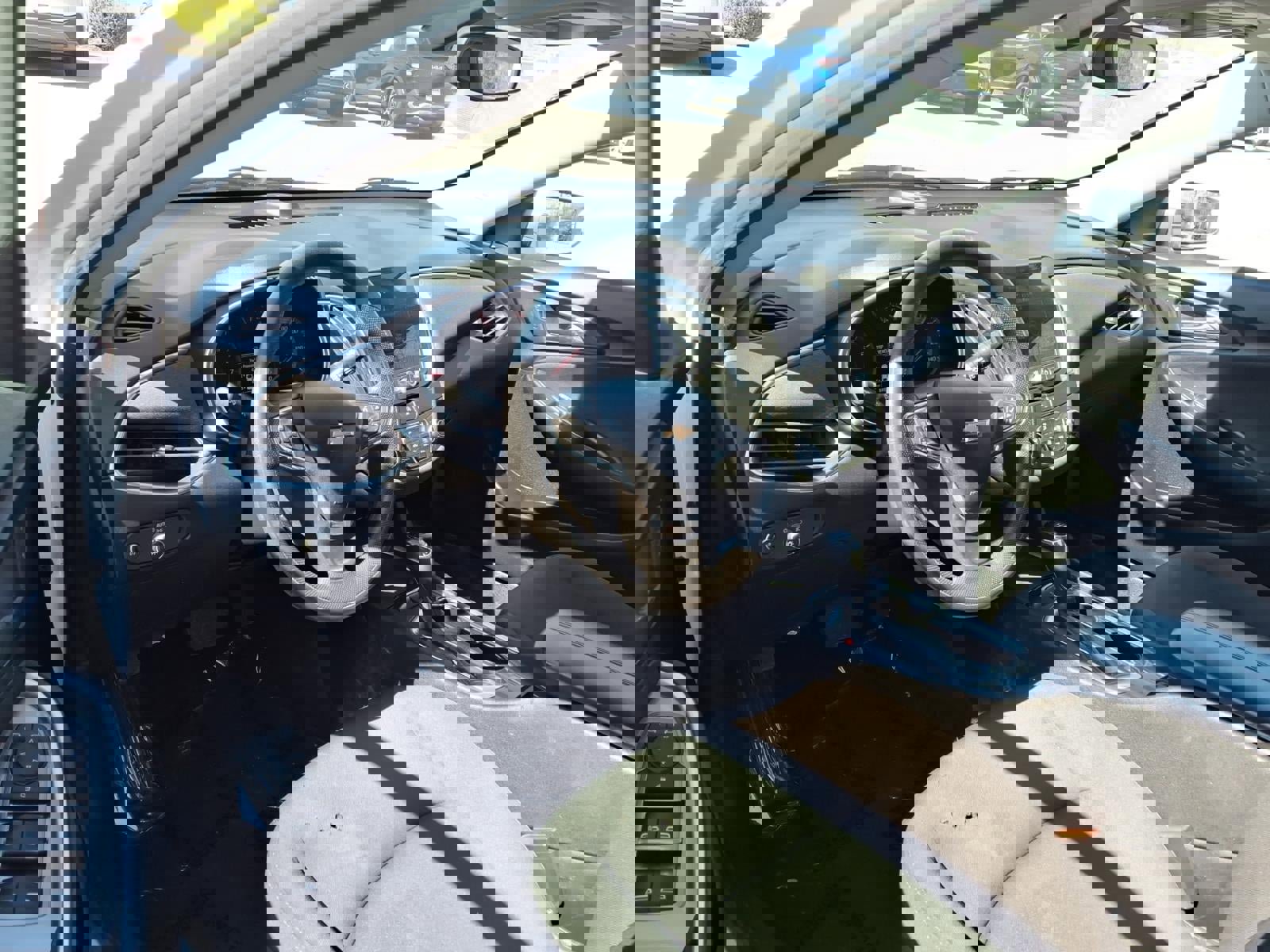 Used 2020 Chevrolet Malibu LT image 6