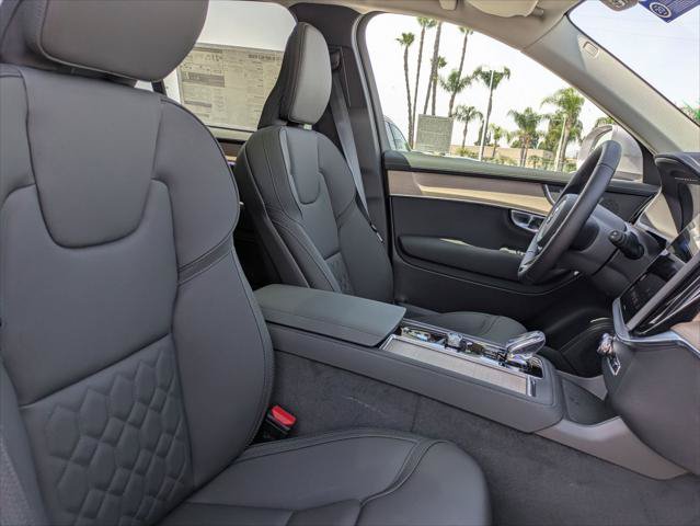 New 2026 Volvo XC90 B6 Core AWD/4WD image 14