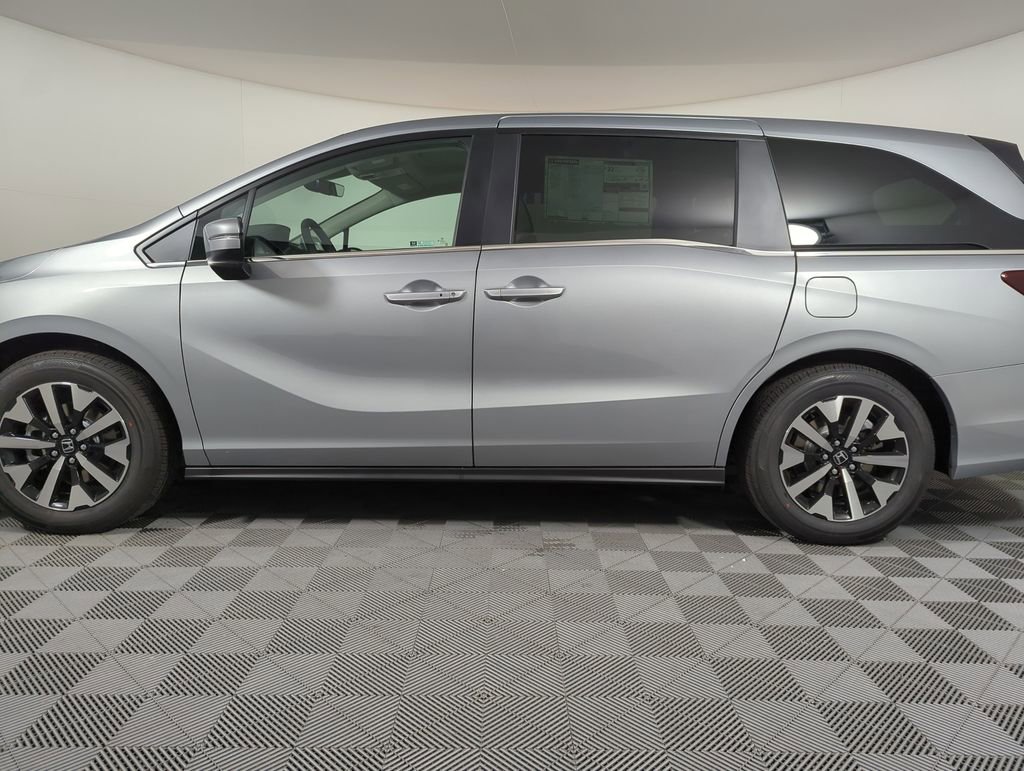 New 2026 Honda Odyssey EX-L image 2