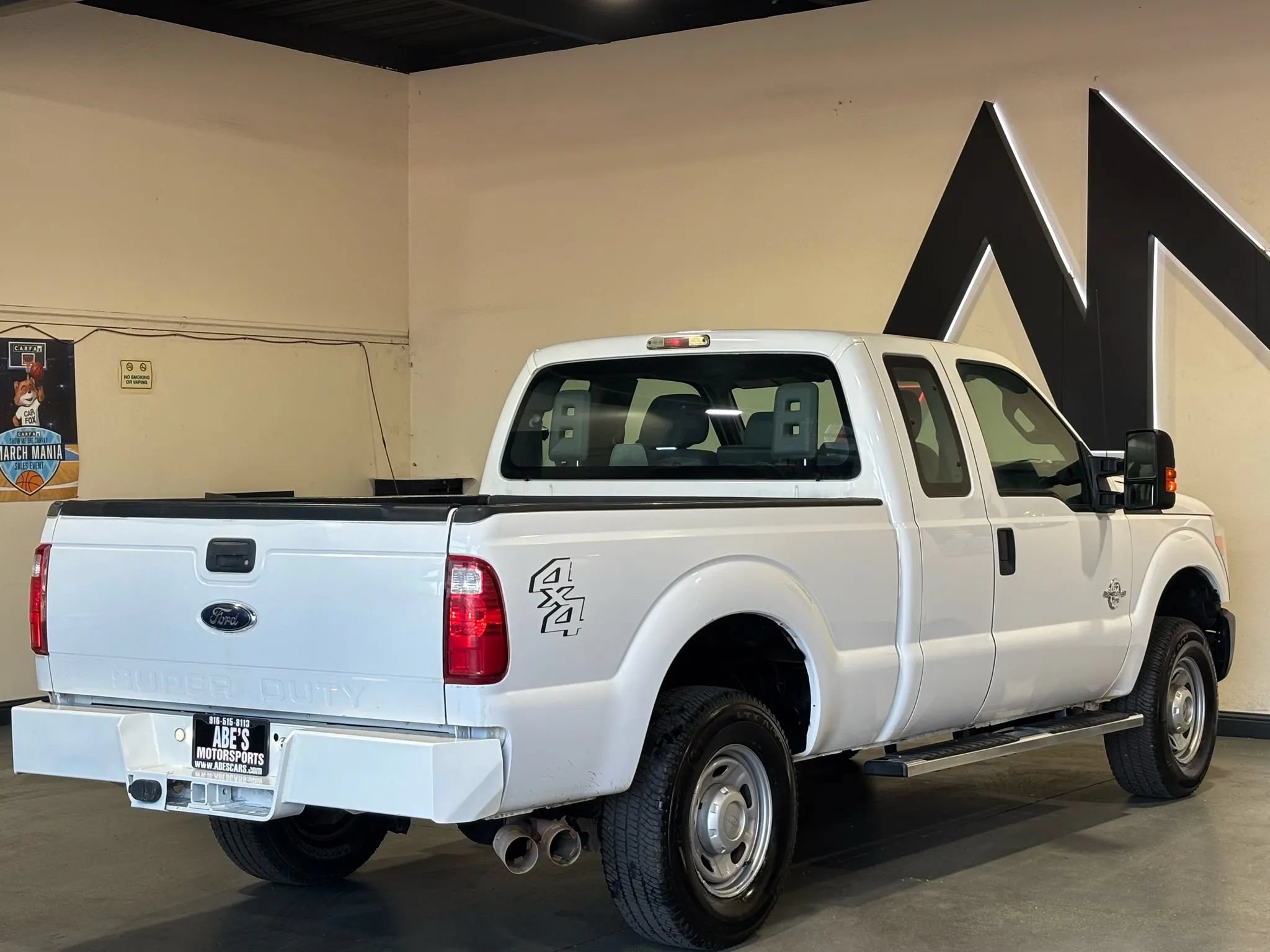 Used 2016 Ford F250 XL w/ Power Equipment Group AWD/4WD image 4