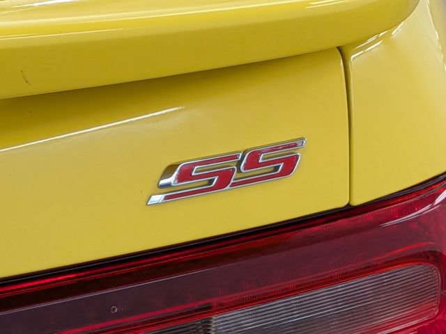 Used 2015 Chevrolet Camaro SS RWD image 10