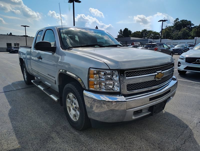 Used 2013 Chevrolet Silverado 1500 LT w/ All-Star Edition AWD/4WD image 3