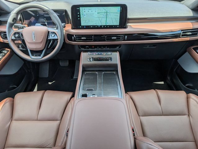 New 2026 Lincoln Aviator Reserve AWD/4WD image 6