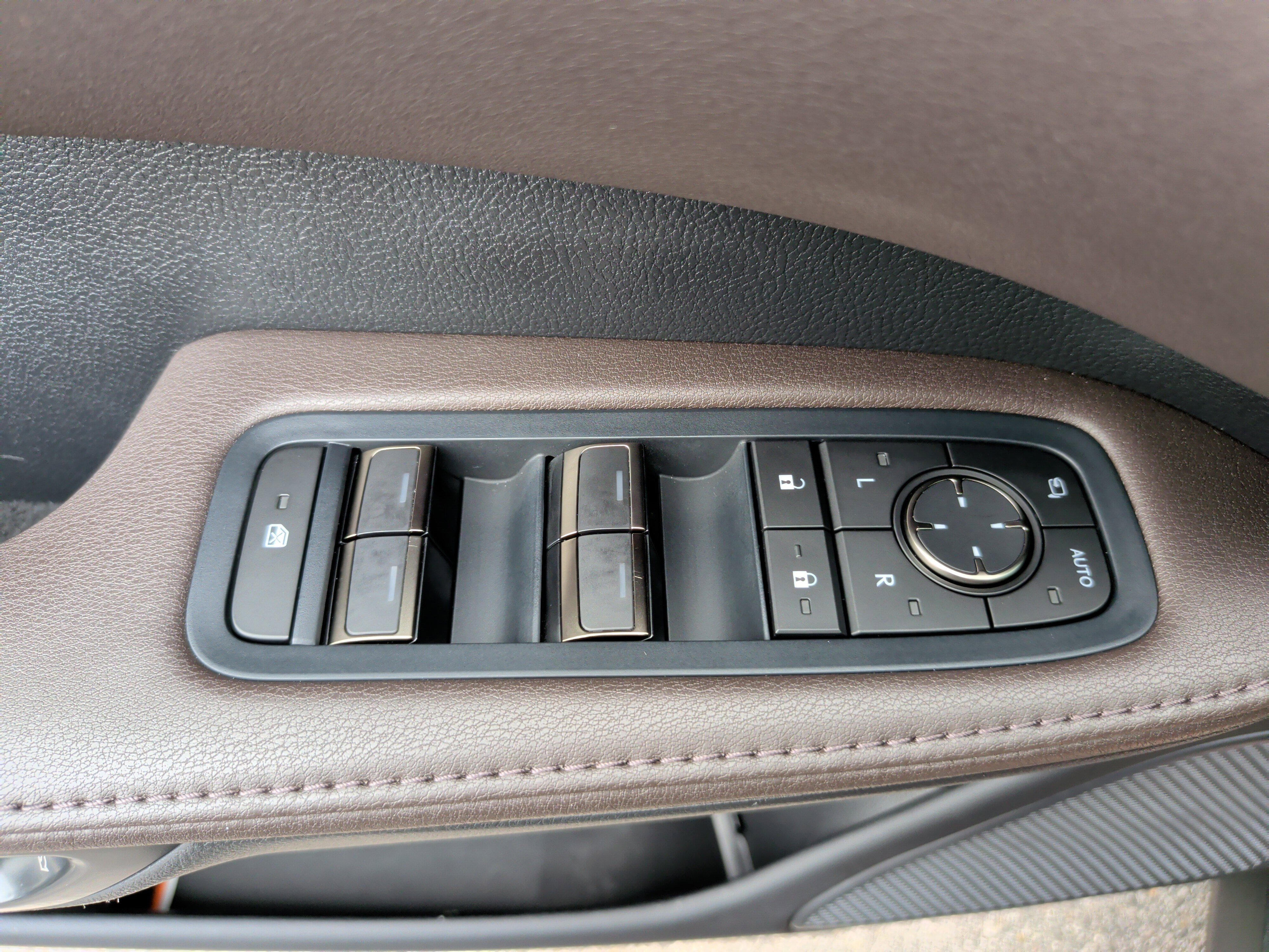 Used 2024 Lexus RX 350 image 15