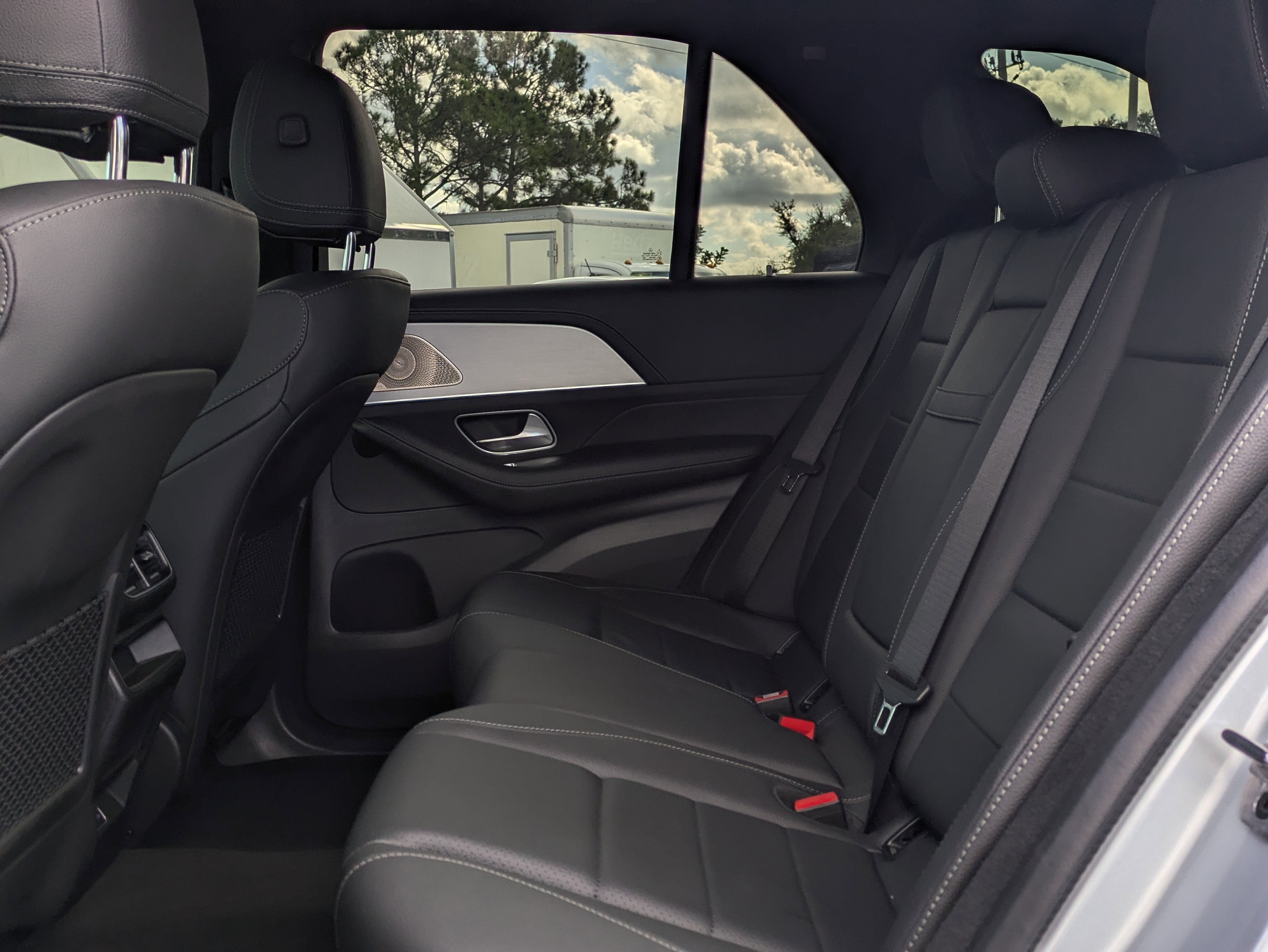 Used 2025 Mercedes-Benz GLE 450e 4MATIC image 15