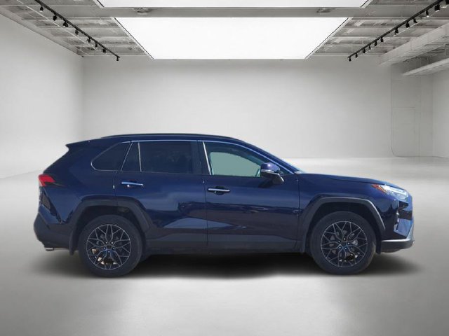 Used 2025 Toyota RAV4 Limited w/ Advanced Technology Package AWD/4WD image 7