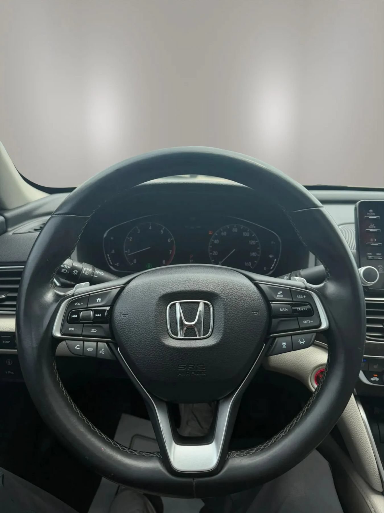 Used 2018 Honda Accord Touring image 13