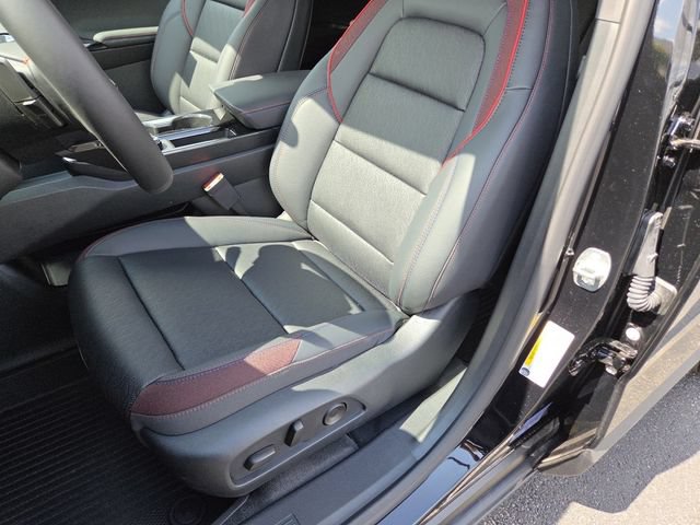 New 2026 Chevrolet Equinox RS w/ Convenience Package III FWD image 24
