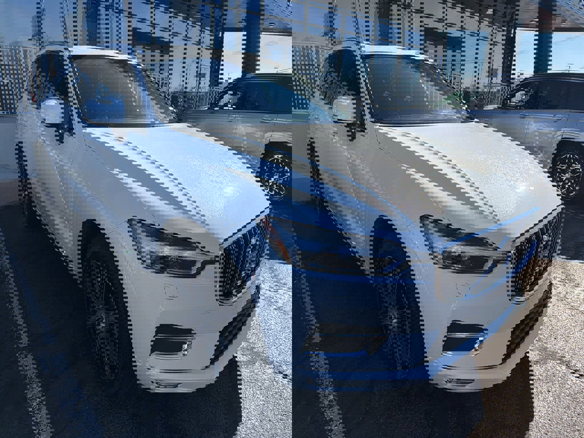 Used 2020 Volvo XC60 T6 Inscription image 3