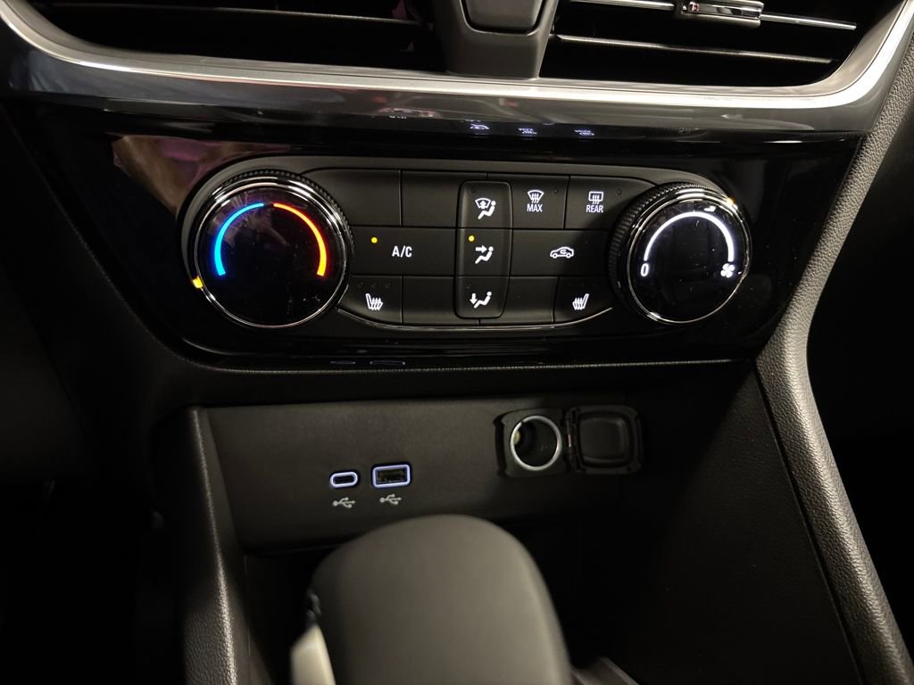 New 2026 Buick Encore GX Sport Touring w/ Advanced Technology Package image 32