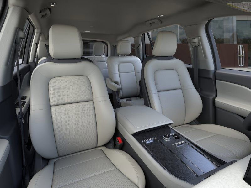 New 2026 Lincoln Aviator AWD w/ Jet Appearance Package image 10