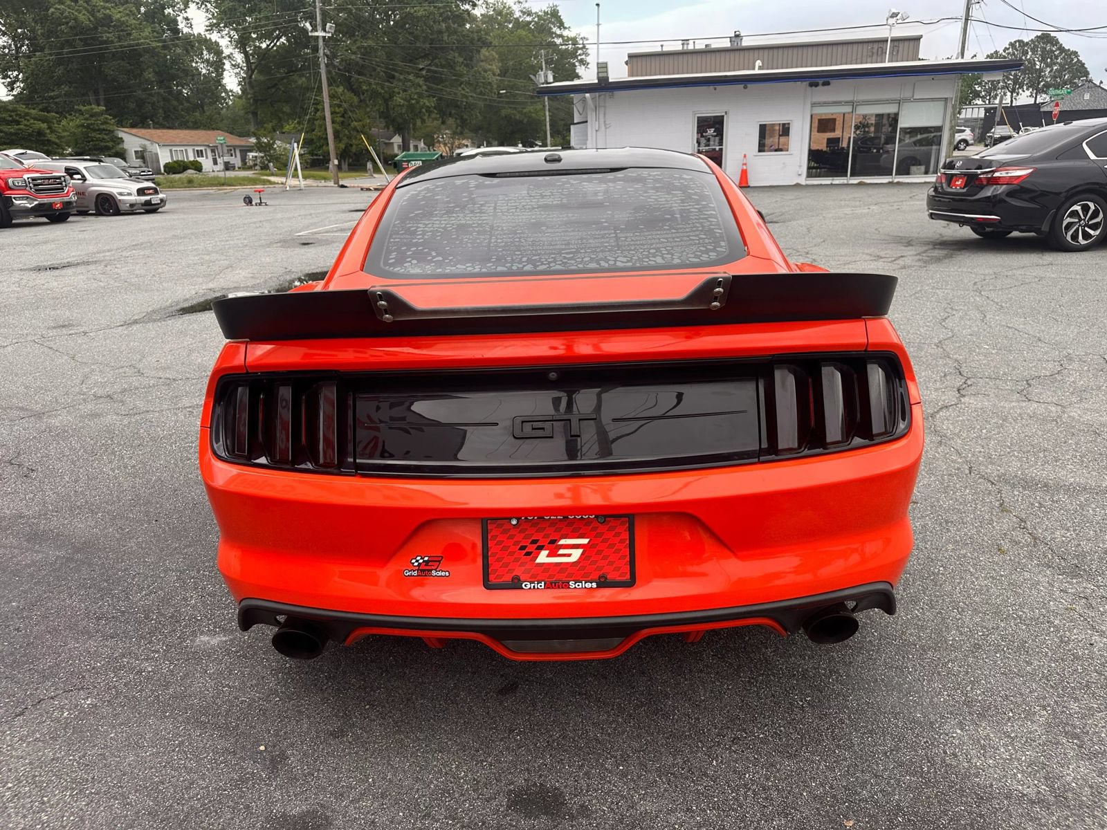 Used 2016 Ford Mustang GT Premium w/ GT Performance Package RWD image 4