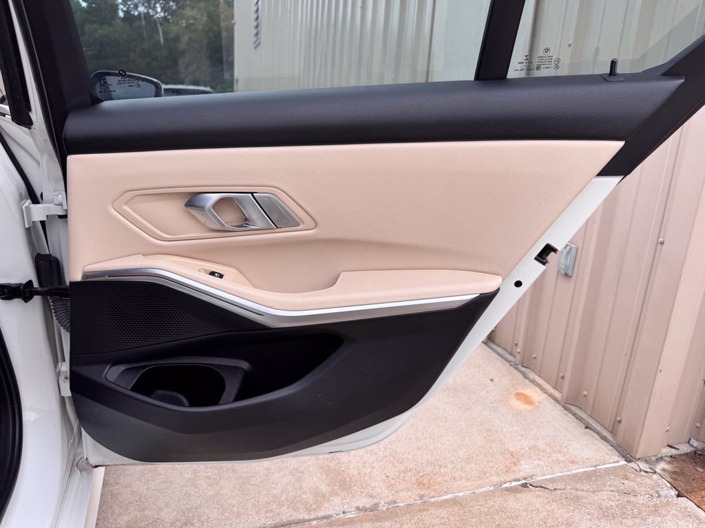Used 2021 BMW 330i Sedan w/ Convenience Package RWD image 24