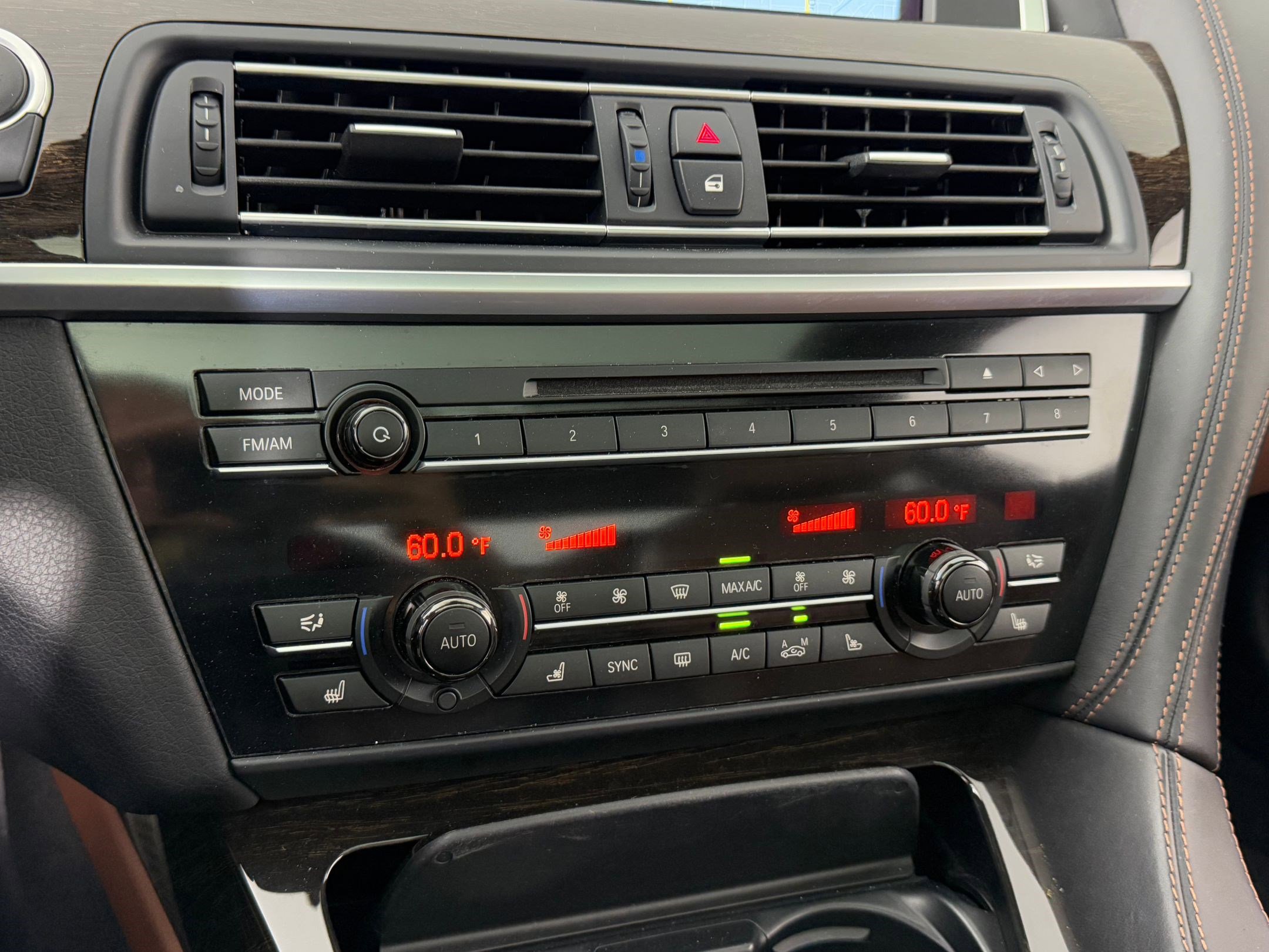 Used 2014 BMW 650i Coupe image 24