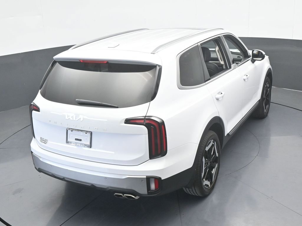 Used 2023 Kia Telluride EX image 55