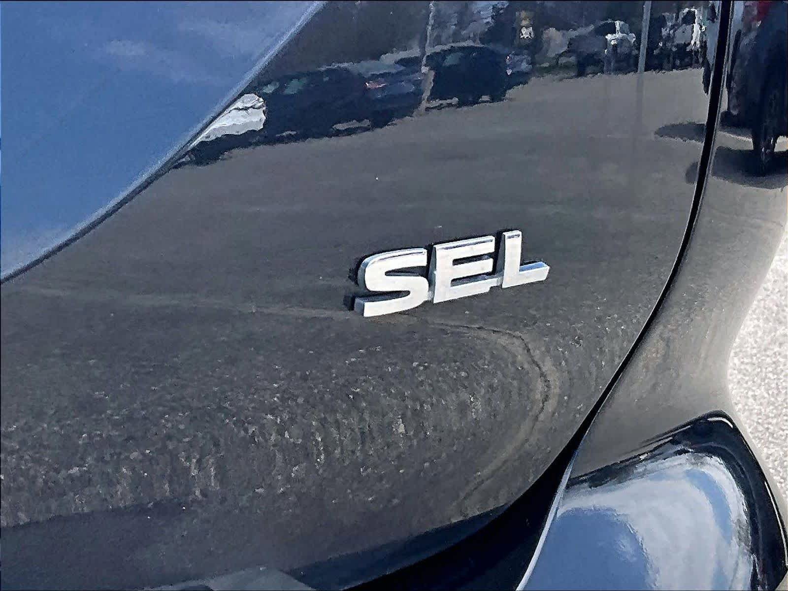 Used 2023 Mitsubishi Outlander SEL image 29