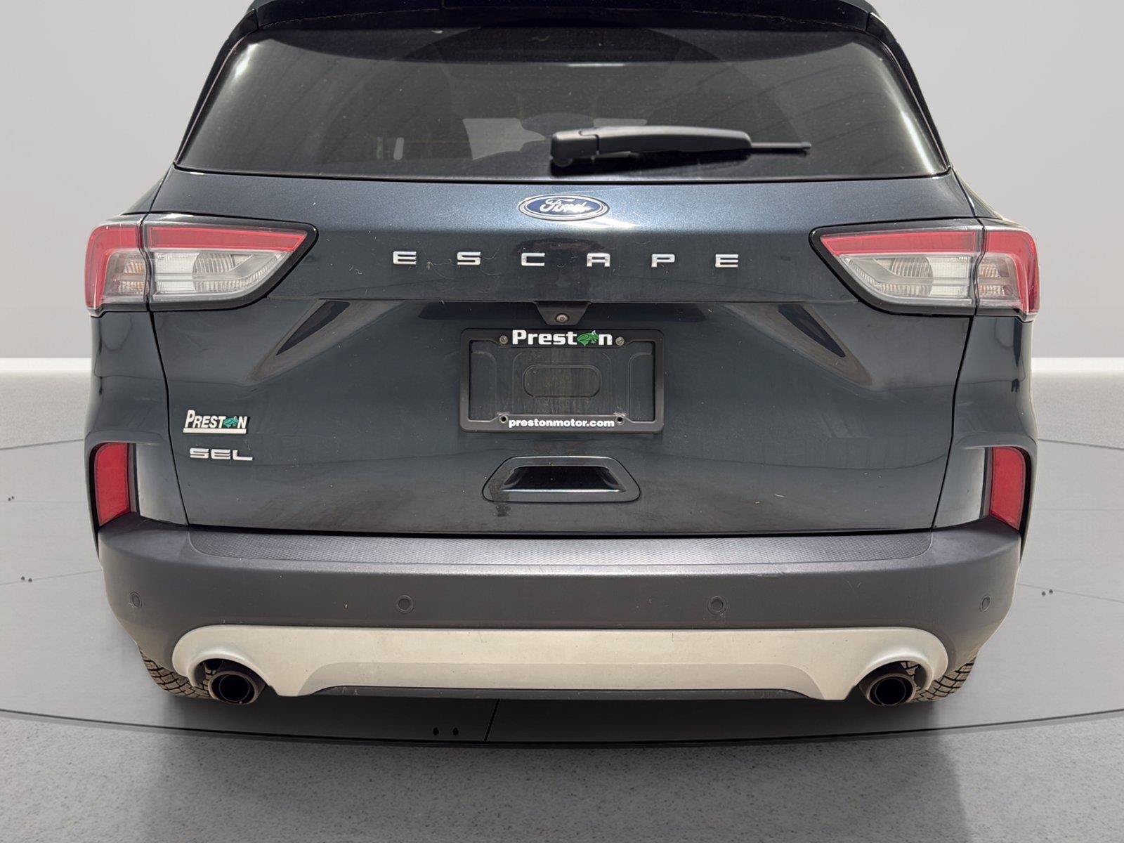 Used 2022 Ford Escape SEL w/ Technology Package FWD image 10