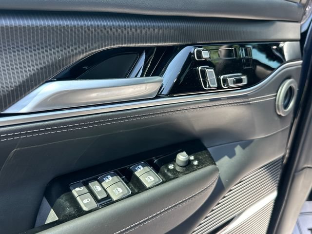 New 2024 Jeep Grand Wagoneer Series II Obsidian w/ Quick Order Packagew 28T AWD/4WD image 13